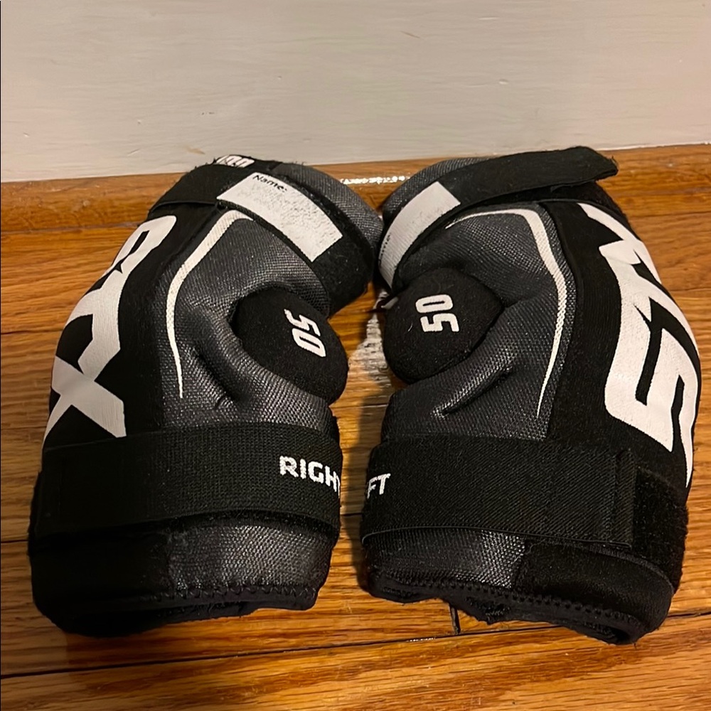 STX 50 Stallion Youth Medium lacrosse arm pads - lax pads
